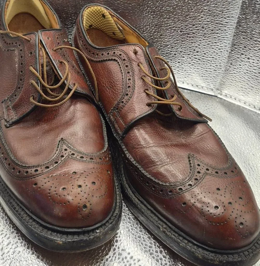 Boyd's wingtips